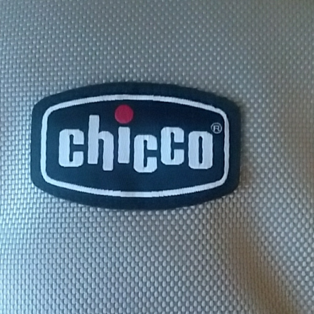 Chicco baby carrier!!